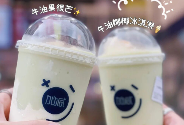 谈球吧茶饮：别羡慕别人的奶茶店生意好，他们都