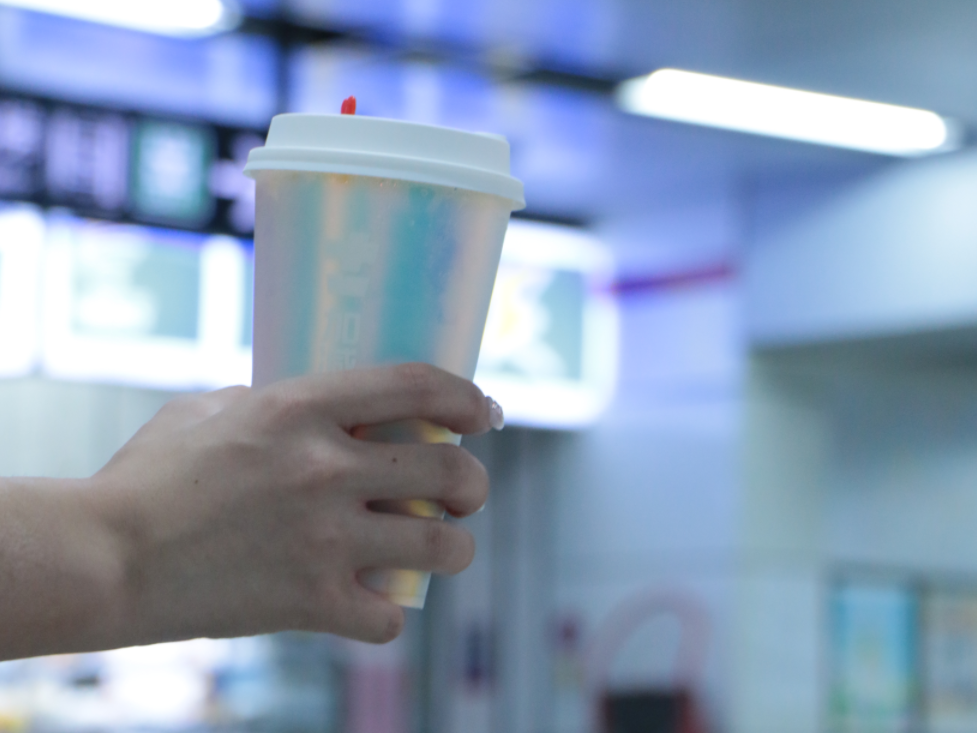 谈球吧茶饮|投资奶茶加盟店应如何将风险降低？